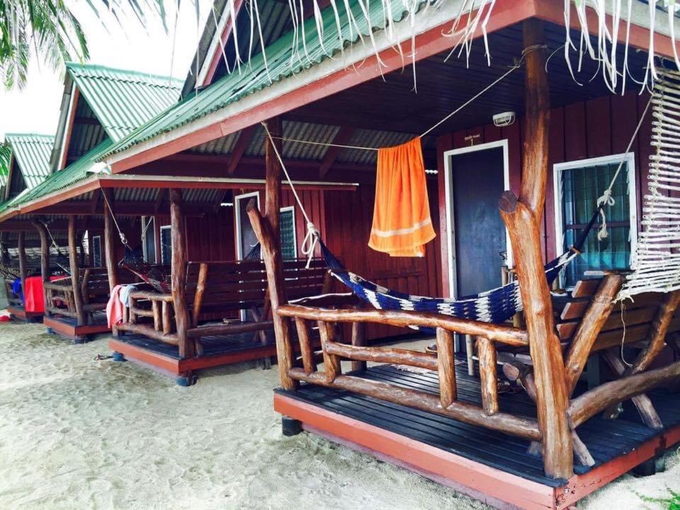 Beer'S House Bungalows เบียร์เฮ้าส์บังกะโล Ban Lamai Zewnętrze zdjęcie