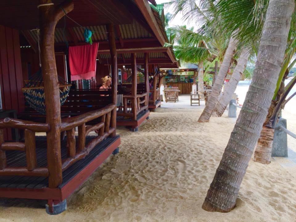Beer'S House Bungalows เบียร์เฮ้าส์บังกะโล Ban Lamai Zewnętrze zdjęcie