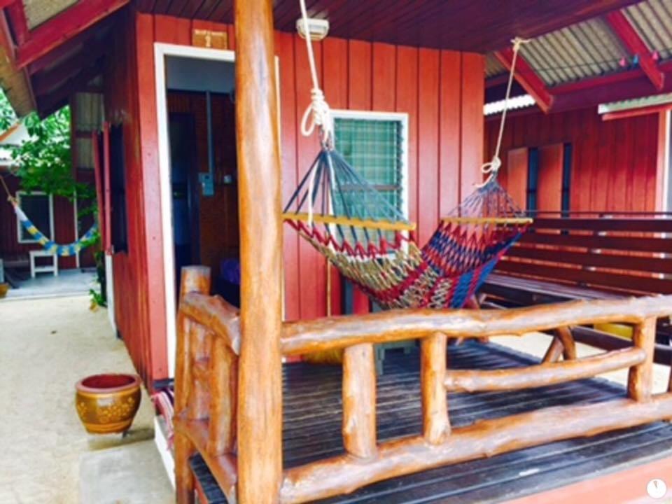 Beer'S House Bungalows เบียร์เฮ้าส์บังกะโล Ban Lamai Zewnętrze zdjęcie